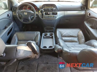 Zdjęcie 8 z 13 samochodu: 2005 HONDA ODYSSEY EXL VIN:5FNRL38755B123433 - miniatura