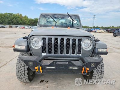 Piąte zdjęcie samochodu w środku: 2020 JEEP GLADIATOR OVERLAND VIN:1C6HJTFG6LL198406 - miniatura