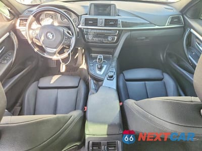 Zdjęcie 8 z 12 samochodu: 2018 BMW 330 I VIN:WBA8B9G57JNU98184 - miniatura