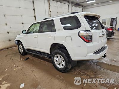 Drugie zdjęcie samochodu z przodu: 2020 TOYOTA 4RUNNER SR5 VIN:JTEBU5JR4L5779848 - miniatura