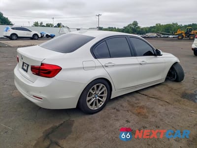 Trzecie zdjęcie samochodu z tyłu: 2017 BMW 320 XI VIN:WBA8E5G58HNU22371 - miniatura