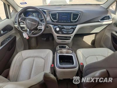 Zdjęcie 8 z 13 samochodu: 2017 CHRYSLER PACIFICA TOURING L PLUS VIN:2C4RC1EG2HR684027 - miniatura