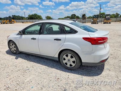 Drugie zdjęcie samochodu z przodu: 2018 FORD FOCUS S VIN:1FADP3E26JL230964 - miniatura