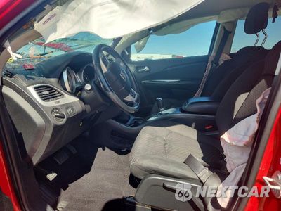 Zdjęcie 7 z 13 samochodu: 2018 DODGE JOURNEY SE VIN:3C4PDCAB7JT275504 - miniatura