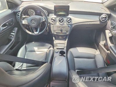 Zdjęcie 8 z 12 samochodu: 2015 MERCEDES-BENZ CLA 250 VIN:WDDSJ4EBXFN187319 - miniatura