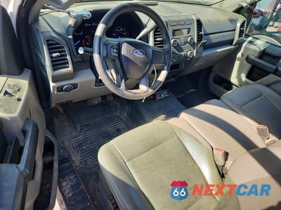 Zdjęcie 8 z 12 samochodu: 2017 FORD F350 SUPER DUTY VIN:1FTRF3ATXHEC09826 - miniatura