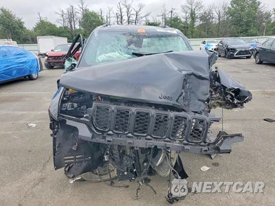 Piąte zdjęcie samochodu w środku: 2024 JEEP GRAND CHEROKEE LAREDO VIN:1C4RJHAG5RC164855 - miniatura