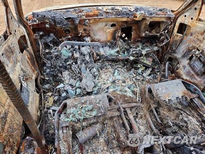 Zdjęcie 8 z 11 samochodu: 2003 GMC SONOMA VIN:1GTDT19X538151940 - miniatura