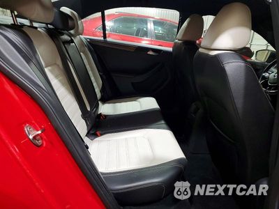 Zdjęcie 10 z 12 samochodu: 2016 VOLKSWAGEN JETTA SPORT VIN:3VWD17AJ3GM388070 - miniatura