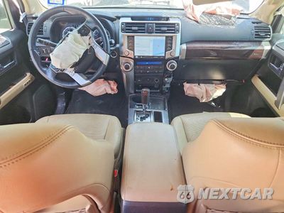 Zdjęcie 8 z 12 samochodu: 2023 TOYOTA 4RUNNER LIMITED VIN:JTEDU5JR4P5296942 - miniatura