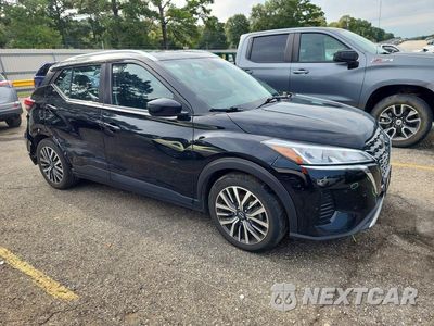 Czwarte zdjęcie samochodu z boku: 2022 NISSAN KICKS SV VIN:3N1CP5CV6NL502568 - miniatura