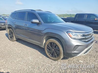 Czwarte zdjęcie samochodu z boku: 2023 VOLKSWAGEN ATLAS SE VIN:1V2KR2CA0PC507020 - miniatura