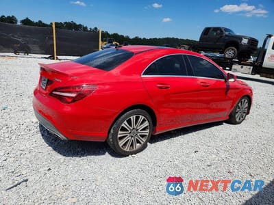 Trzecie zdjęcie samochodu z tyłu: 2019 MERCEDES-BENZ CLA 250 4MATIC VIN:WDDSJ4GB3KN722577 - miniatura