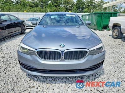 Piąte zdjęcie samochodu w środku: 2017 BMW 530 I VIN:WBAJA5C30HG894389 - miniatura