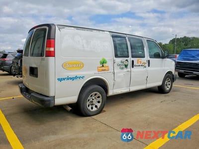 Trzecie zdjęcie samochodu z tyłu: 2013 CHEVROLET EXPRESS G1500 VIN:1GCSGAF44D1107976 - miniatura