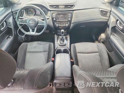 Zdjęcie 8 z 13 samochodu: 2018 NISSAN ROGUE SV VIN:KNMAT2MT1JP516405 - miniatura