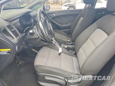 Zdjęcie 7 z 12 samochodu: 2014 KIA FORTE EX VIN:KNAFX4A8XE5095465 - miniatura