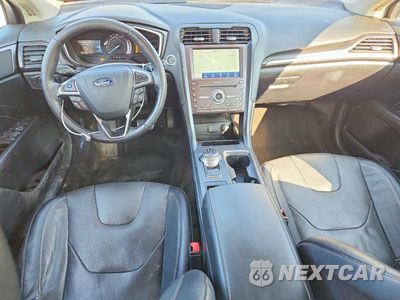 Zdjęcie 8 z 13 samochodu: 2020 FORD FUSION TITANIUM VIN:3FA6P0D9XLR194061 - miniatura