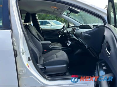 Zdjęcie 8 z 10 samochodu: 2018 TOYOTA PRIUS ONE VIN:JTDKBRFU9J3060117 - miniatura