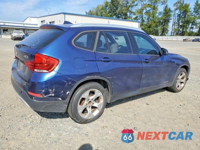 Trzecie zdjęcie samochodu z tyłu: 2013 BMW X1 SDRIVE28I VIN:WBAVM1C54DVW44453 - miniatura