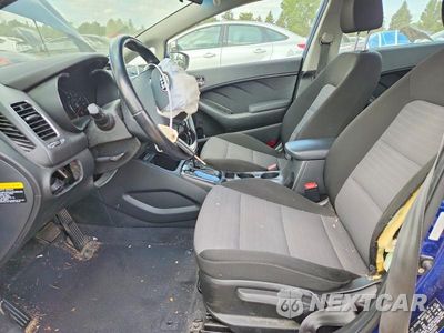 Zdjęcie 7 z 12 samochodu: 2018 KIA FORTE S VIN:3KPFL4A7XJE213275 - miniatura