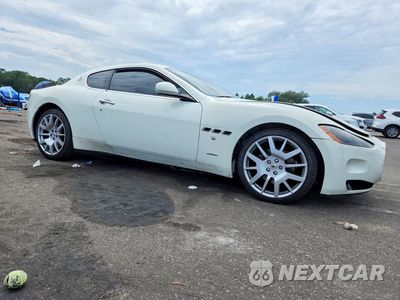 Czwarte zdjęcie samochodu z boku: 2011 MASERATI GRANTURISMO VIN:ZAM45GLA1B0056575 - miniatura