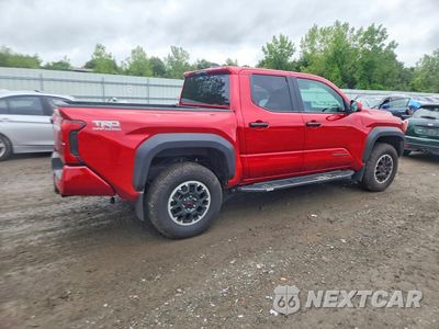 Trzecie zdjęcie samochodu z tyłu: 2024 TOYOTA TACOMA TRD OFF-ROAD VIN:3TYLB5JNXRT055231 - miniatura