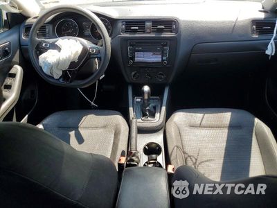 Zdjęcie 8 z 12 samochodu: 2015 VOLKSWAGEN JETTA BASE VIN:3VW2K7AJ8FM313285 - miniatura