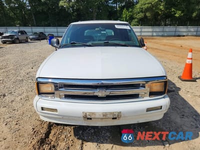 Piąte zdjęcie samochodu w środku: 1996 CHEVROLET BLAZER VIN:1GNCS13W1T2187990 - miniatura