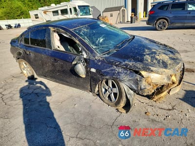 Czwarte zdjęcie samochodu z boku: 2015 CHEVROLET CRUZE LS VIN:1G1PA5SH1F7286834 - miniatura