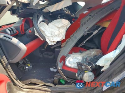Zdjęcie 7 z 12 samochodu: 2009 SMART FORTWO PURE VIN:WMEEJ31X99K245883 - miniatura