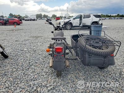 Czwarte zdjęcie samochodu z boku: 2011 URAL . VIN:X8JMH0375BU220614 - miniatura