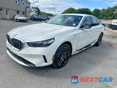 2027 BMW 530 XI WBA53FJ07VCY10095 - główne zdjęcie licytacji z USA - miniatura