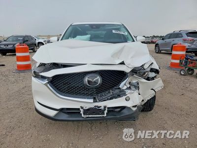 Piąte zdjęcie samochodu w środku: 2021 MAZDA CX-5 GRAND TOURING VIN:JM3KFADM2M1329123 - miniatura