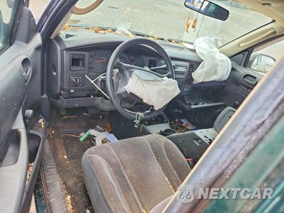 Zdjęcie 8 z 12 samochodu: 2002 DODGE DAKOTA BASE VIN:1B7GG16X32S605271 - miniatura