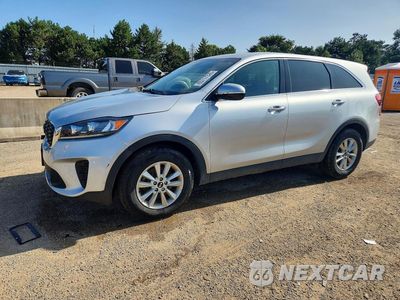 2020 KIA SORENTO LX 5XYPG4A3XLG707082 - główne zdjęcie licytacji z USA - miniatura
