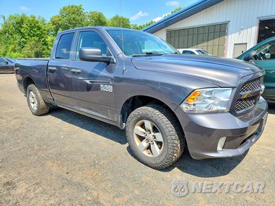 Czwarte zdjęcie samochodu z boku: 2018 RAM 1500 ST VIN:1C6RR7FG2JS137321 - miniatura