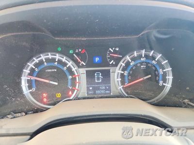 Zdjęcie 9 z 13 samochodu: 2017 TOYOTA 4RUNNER TRD OFF-ROAD VIN:JTEBU5JR4H5415310 - miniatura