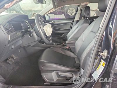 Zdjęcie 7 z 12 samochodu: 2019 VOLKSWAGEN JETTA SEL VIN:3VWE57BU4KM021768 - miniatura