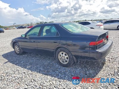 Drugie zdjęcie samochodu z przodu: 1999 TOYOTA CAMRY LE VIN:JT2BG22K7X0294174 - miniatura