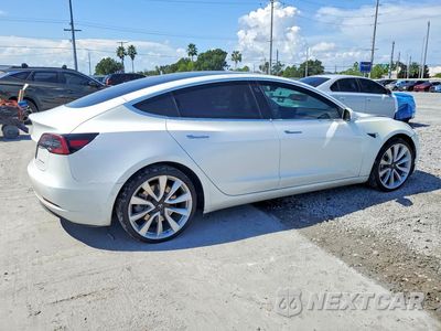 Trzecie zdjęcie samochodu z tyłu: 2020 TESLA MODEL 3 VIN:5YJ3E1EB4LF618250 - miniatura