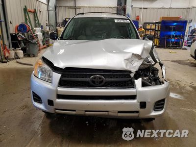 Piąte zdjęcie samochodu w środku: 2010 TOYOTA RAV4 BASE VIN:JTMBF4DV2AD030888 - miniatura