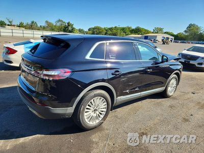 Trzecie zdjęcie samochodu z tyłu: 2019 LINCOLN NAUTILUS VIN:2LMPJ8J92KBL40615 - miniatura
