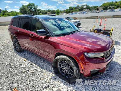 Czwarte zdjęcie samochodu z boku: 2025 JEEP GRAND CHEROKEE L SUMMIT VIN:1C4RJKEG8S8730684 - miniatura
