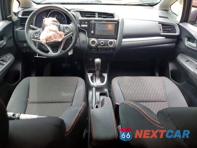 Zdjęcie 8 z 12 samochodu: 2018 HONDA FIT SPORT VIN:3HGGK5H7XJM729601 - miniatura