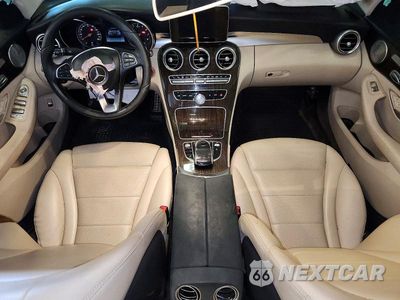 Zdjęcie 8 z 12 samochodu: 2016 MERCEDES-BENZ C 300 4MATIC VIN:55SWF4KB1GU141345 - miniatura