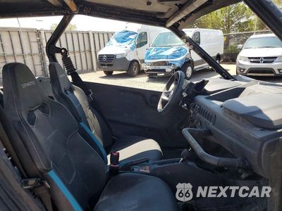 Piąte zdjęcie samochodu w środku: 2026 CFMOTO ZFORCE UTILITY VEHICLE VIN:LCELV1ZU5T6000216 - miniatura