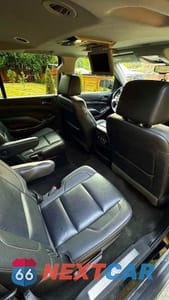 Zdjęcie 6 z 10 samochodu: 2018 GMC YUKON XL K1500 SLT VIN:1GKS2GKC2JR383153 - miniatura
