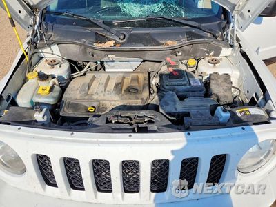 Zdjęcie 12 z 14 samochodu: 2015 JEEP PATRIOT LATITUDE VIN:1C4NJRFB3FD217396 - miniatura