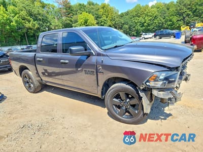 Czwarte zdjęcie samochodu z boku: 2017 RAM 1500 ST VIN:1C6RR7KT6HS699803 - miniatura